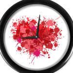 Сердце из брызг краски